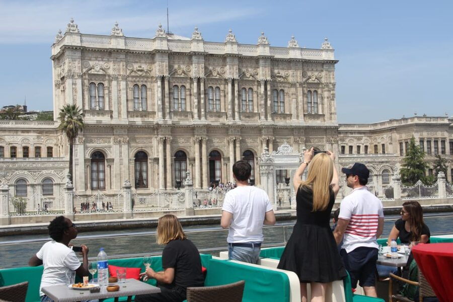 istanbul-bosphorus-strait-and-black-sea-lunch-cruise