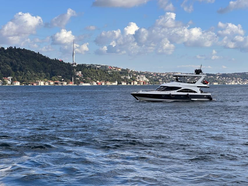 istanbul-private-bosphorus-tour-on-luxury-yacht-pre6-2