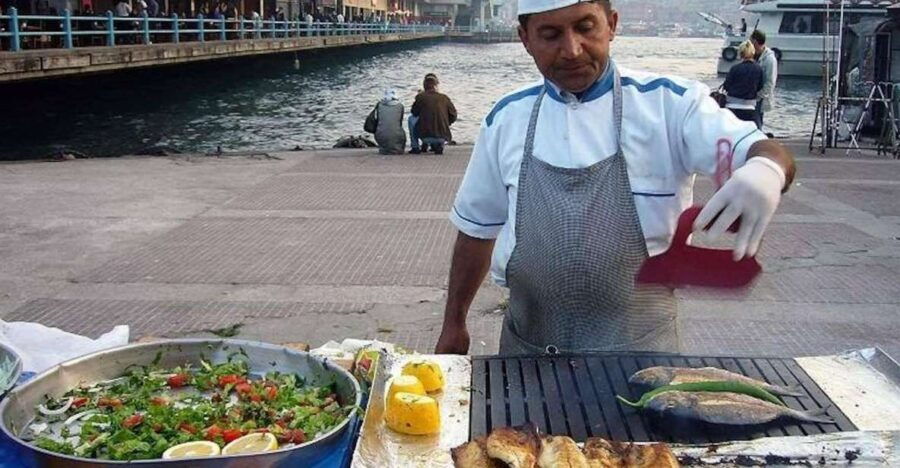 istanbul-turkish-food-tour-in-kadikoy-across-the-bosphorus