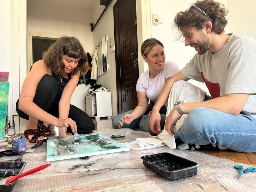 istanbul-wine-and-paint-workshop-with-turkish-fabrics