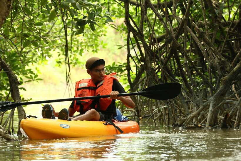 johor-sungai-lebam-kayaking-with-transfer