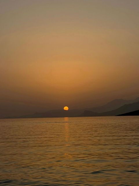 kassandra-sunset-boat-cruise-with-snacks