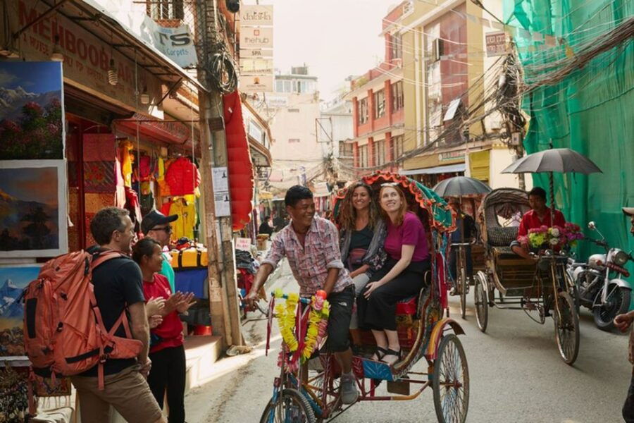 kathmandu-at-sunset-explore-the-city-on-rickshaw