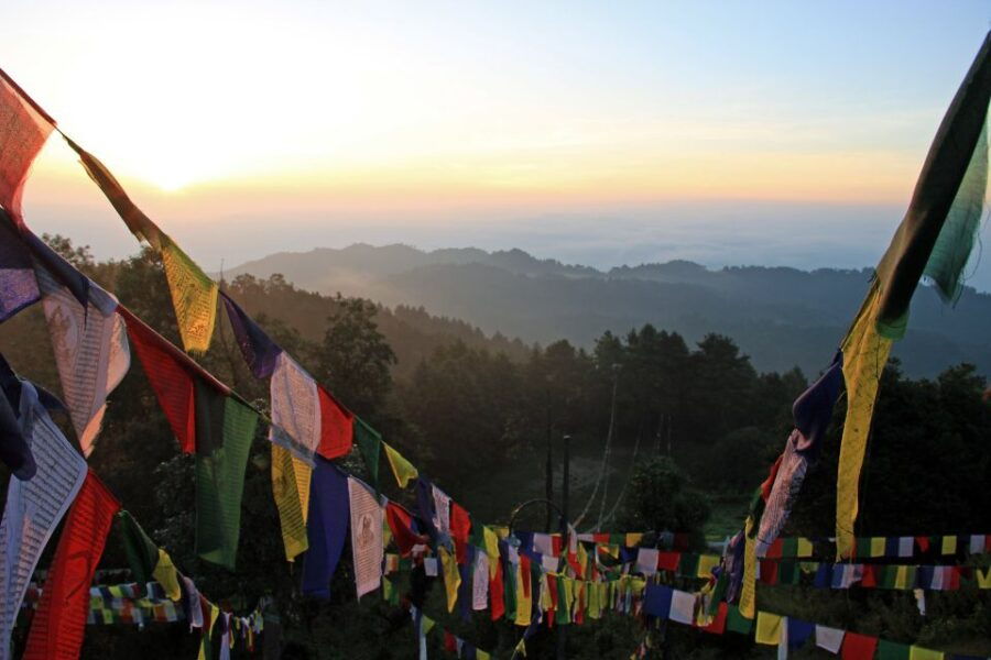 kathmandu-nagarkot-sunrise-tour-with-day-hike
