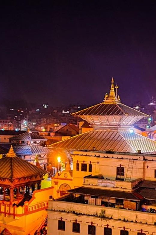 kathmandu-pashupatinath-temple-evening-aarati-tour-2