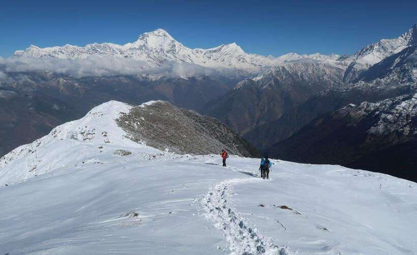 khopra-danda-and-khayer-lake-treks-12-days