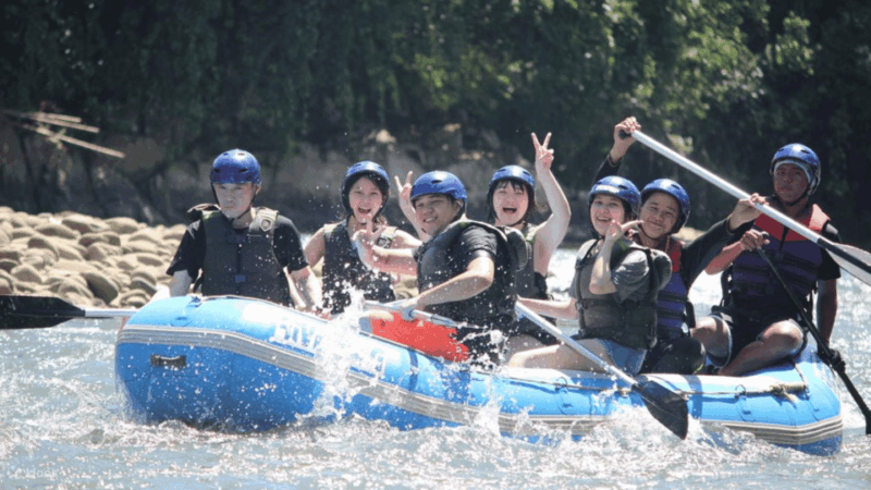 kota-kinabalu-white-water-rafting-grade-1-2-at-kiulu-river