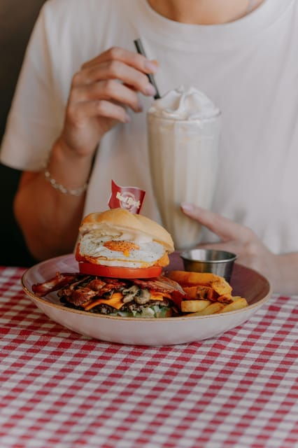 krakow-hard-rock-cafe-breakfast