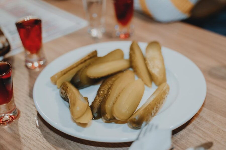 krakow-polish-liquor-tasting-guided-tour-with-tapas