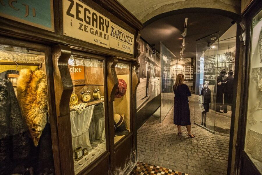 krakow-short-cruise-and-schindlers-factory-guided-tour