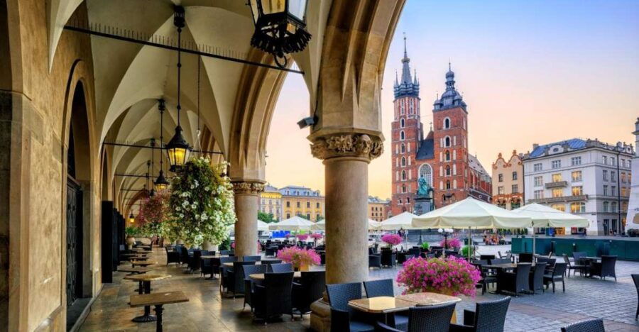 krakow-st-marys-church-and-rynek-underground-museum-tour