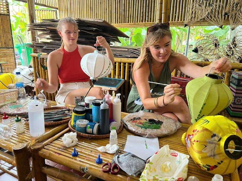 lantern-making-class-with-hotel-pick-up-thanh-truc-lantern