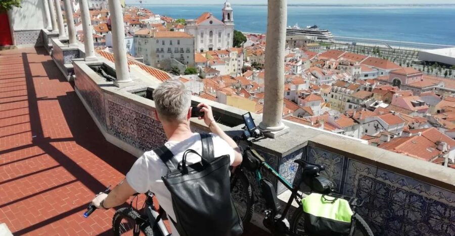 lisbon-7-hills-panoramic-guided-tour-by-e-bike