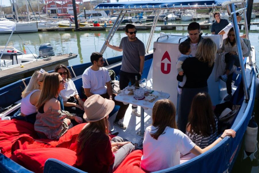 lisbon-afternoon-boat-tour-with-local-sailors