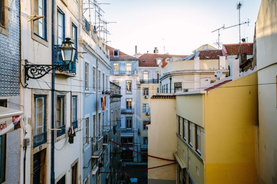 lisbon-alfama-walking-tour