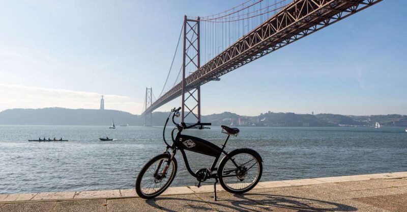 lisbon-discovering-the-city-e-bike-rental