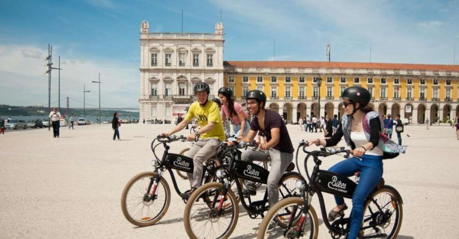 lisbon-hills-alfama-and-mouraria-tour-by-electric-bike