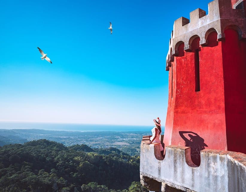 lisbon-pena-palace-sintra-cabo-da-roca-cascais-day-tour
