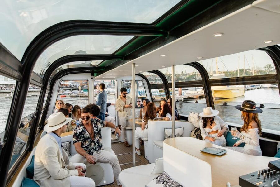 lisbon-relax-in-the-waves-luxurious-boat-open-bar-and-snack