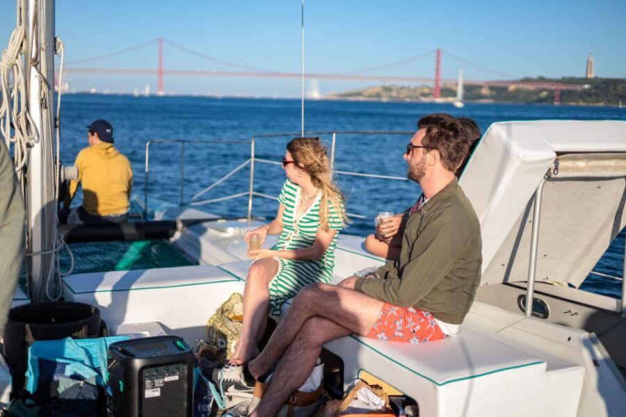 lisbon-sunset-catamaran-tour-with-music-and-drink