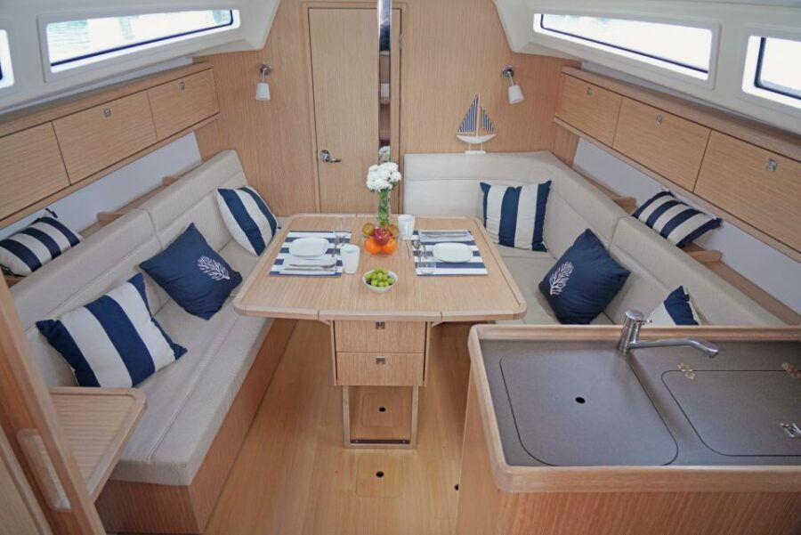 lisbon-sunset-cruise-with-drinks-and-snacks