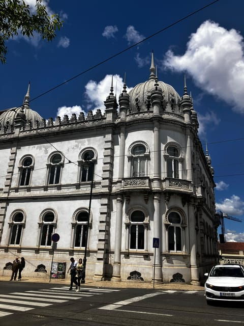 lisbon-true-and-fictional-stories-of-the-city