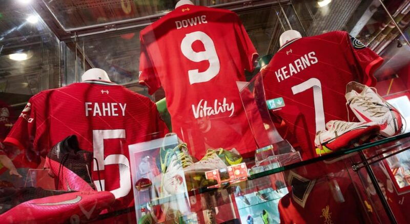 liverpool-the-anfield-experience-tour-with-food-and-drinks