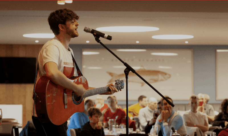 liverpool-the-anfield-experience-tour-with-food-and-drinks
