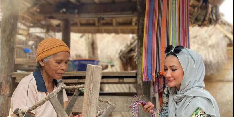 lombok-day-trip-tradisional-village-beach-merese-hill