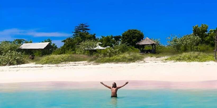 lombok-pink-beach-snorkeling-tanjung-ringgit-tour