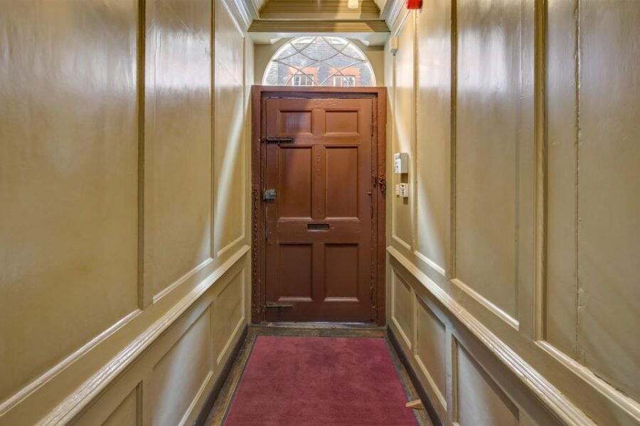 london-architecture-tour-of-benjamin-franklin-house