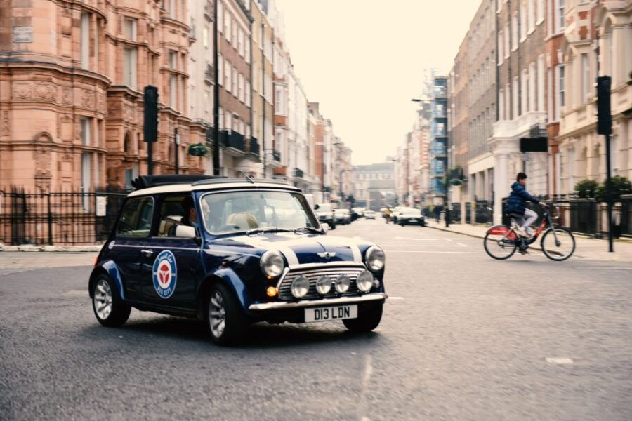 london-best-bits-in-a-classic-mini-cooper