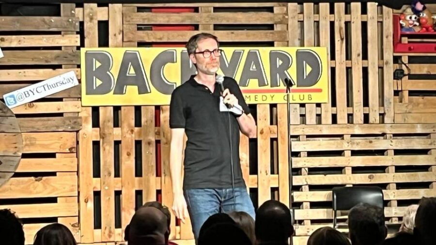 london-friday-night-at-the-backyard-comedy-club