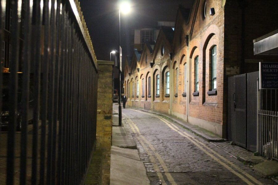 london-jack-the-ripper-small-group-walking-tour-2