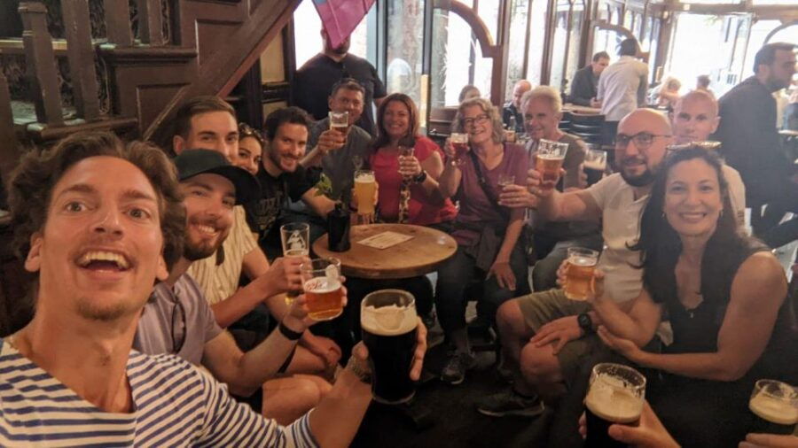 london-soho-music-and-historic-pubs-walking-tour