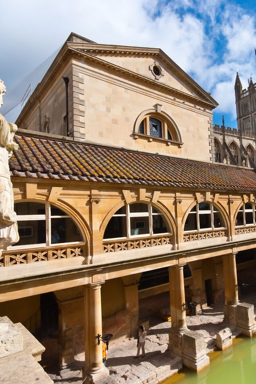 london-stonehenge-and-bath-full-day-tour