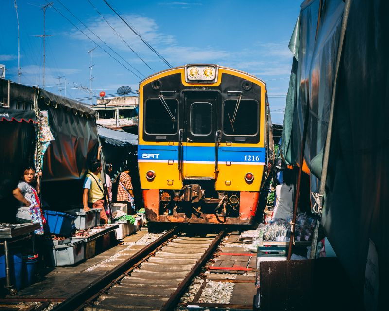 mahachai-maeklong-railway-market-day-tour-from-bangkok