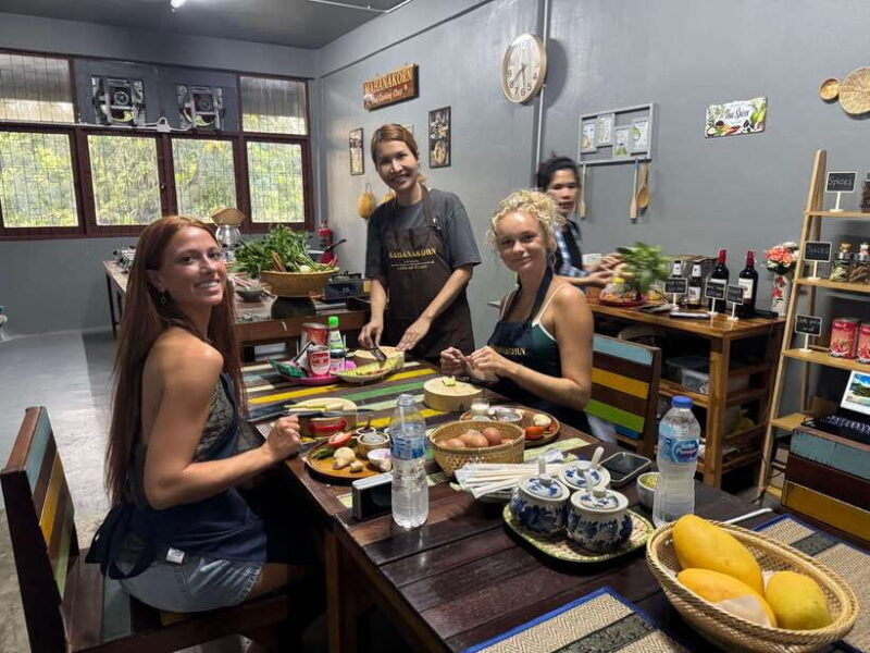 mahanakorn-thai-cooking-with-spices-hands-on-cooking-class