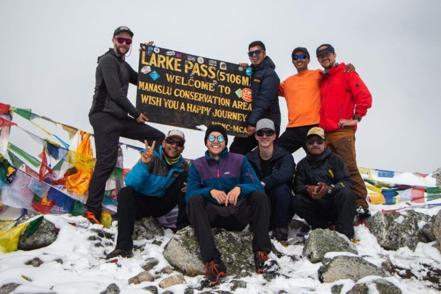 manaslu-circuit-trek-guide-service