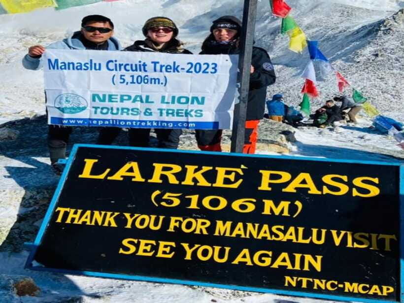 manaslu-circuit-trek-with-larkya-la-pass