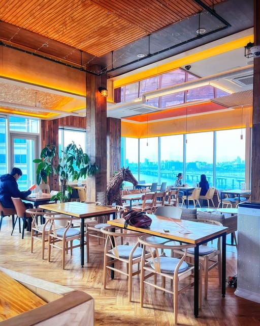 mapo-seoul-rainy-day-river-city-view-with-snapshots