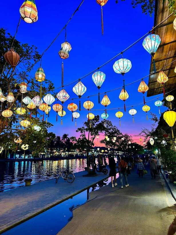 marble-mountains-monkey-mountain-am-phu-cave-sunset-tour