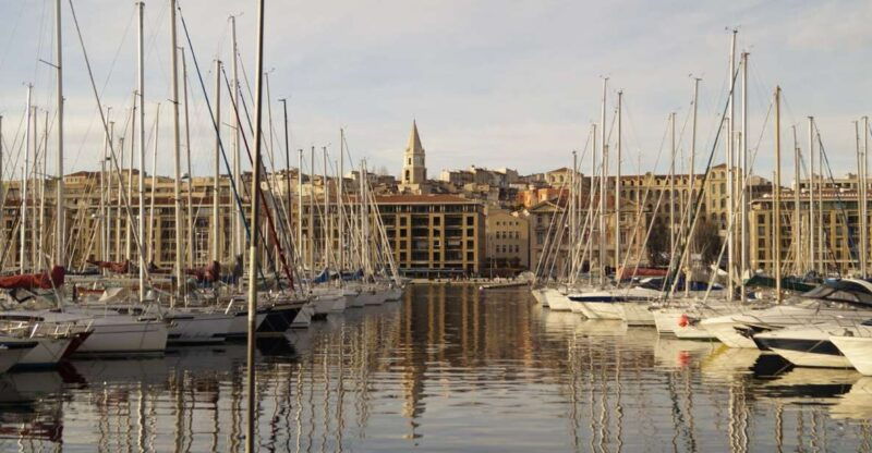 marseille-bookbinding-experience-in-the-vieux-port