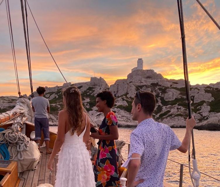 marseille-frioul-islands-sunset-cruise-with-cocktail-dinner