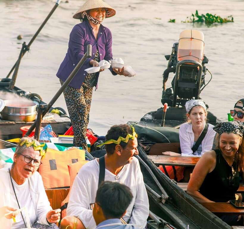 mekong-delta-floating-market-2-days-1-night