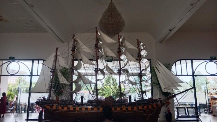 mekong-delta-with-a-long-tien-river