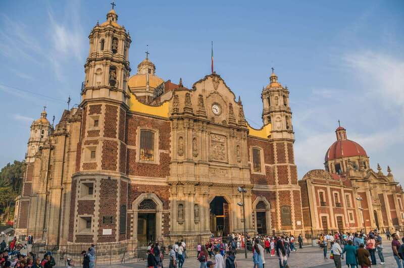 mexico-city-tour-to-the-basilica-of-our-lady-of-guadalupe