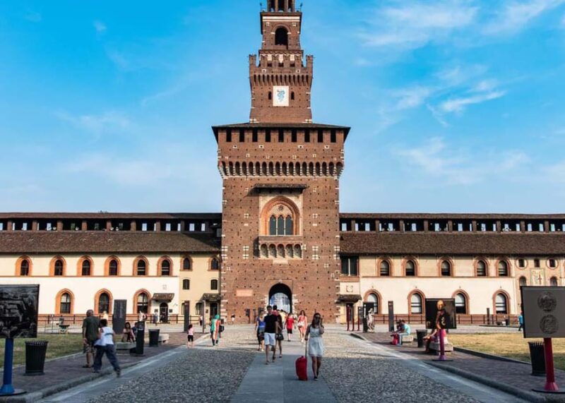 milan-sforza-castle-and-michelangelos-masterpieces-tour