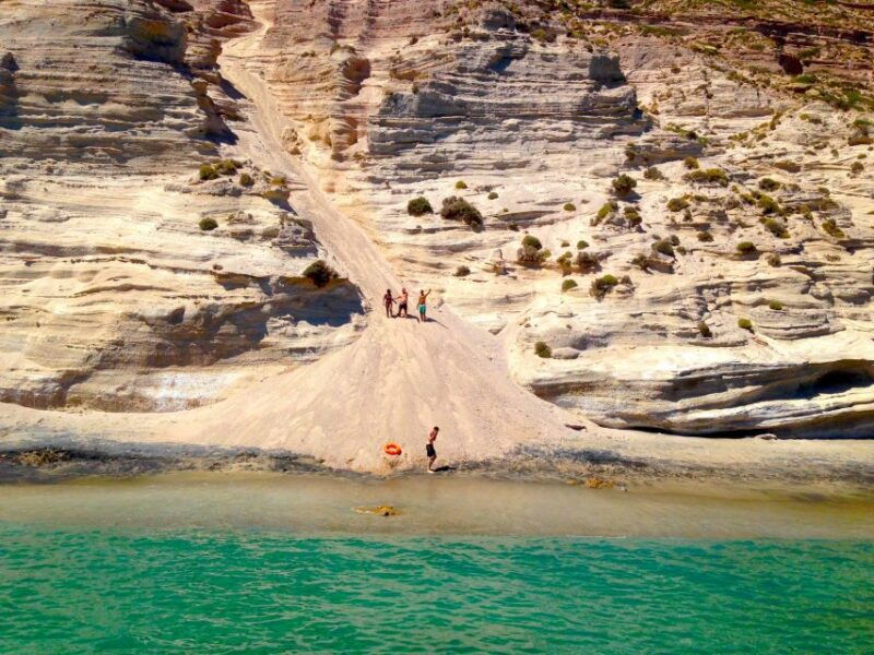 milos-full-day-catamaran-cruise-to-poliegos-and-kleftiko