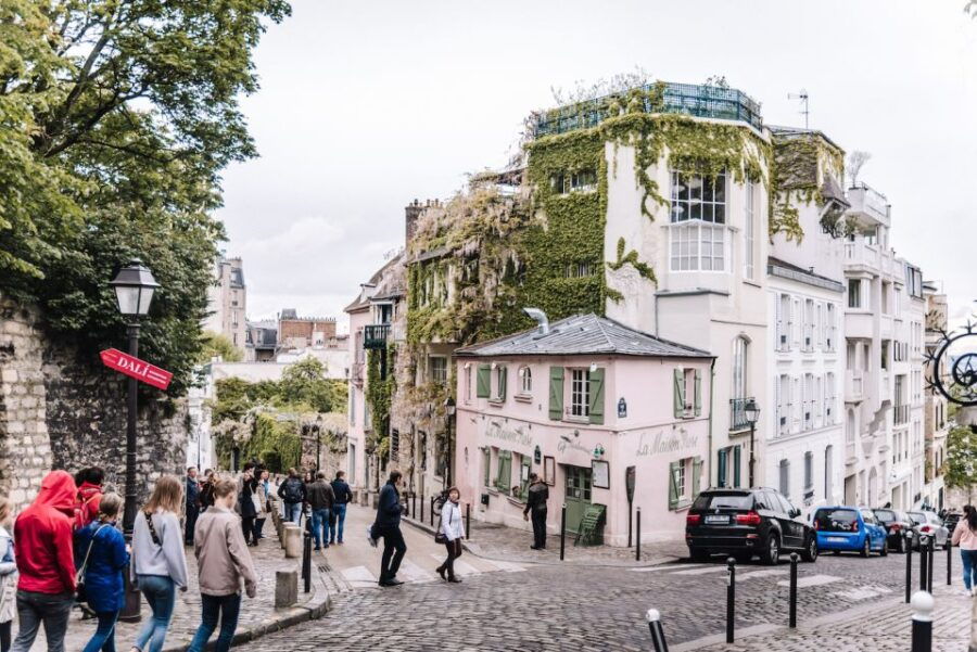 montmartre-paris-the-locals-favorite-arrondissement